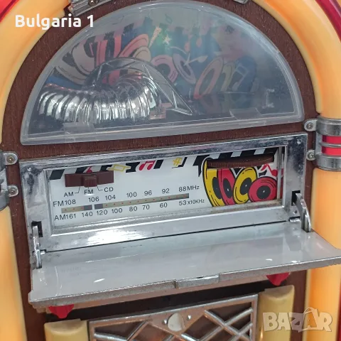 джубокс с радио и CD плейър , снимка 3 - Радиокасетофони, транзистори - 55943953