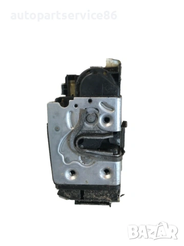 Механизъм за заключване на предна дясна врата за Mercedes W906 Sprinter (2008) A9067201835