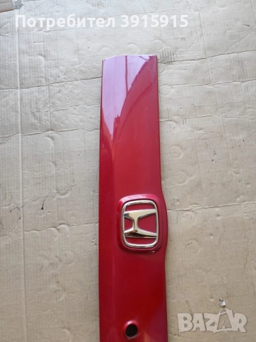 Емблема и лайсна от заден капак за Honda jazz , снимка 6 - Части - 52270133