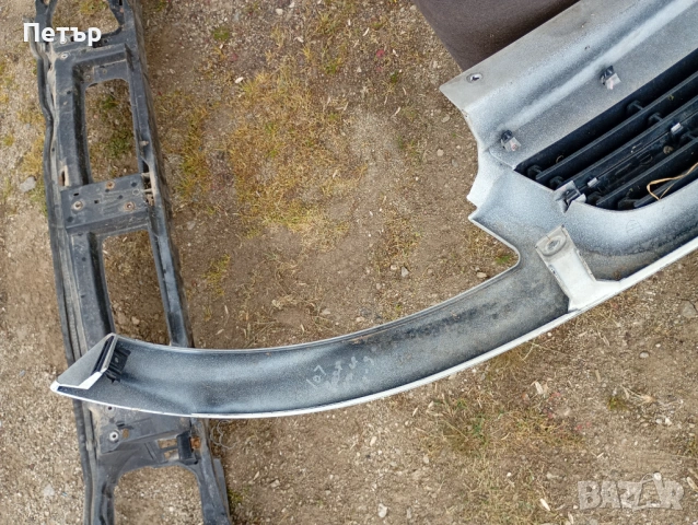 Решетка маска с емблема Опел виваро 2001-2006г, снимка 4 - Части - 54359882