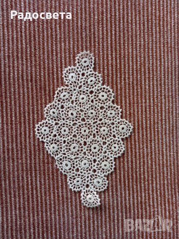 Ръчни плетива на една кука, снимка 9 - Покривки за маси - 37511951