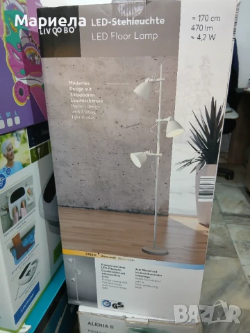 LED подова лампа с 3 накланящи се абажура (бяла), снимка 5 - Лампиони - 50493120