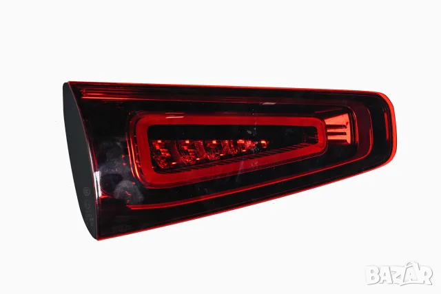 A1679063107 | Употребяван ляв стоп на капака на багажника Mercedes-Benz