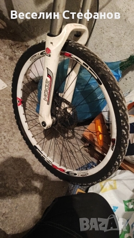 Cross Enduro 26 цола Мекица Обслужен, Двукоронна вилка, дискови спир, снимка 9 - Велосипеди - 52042268