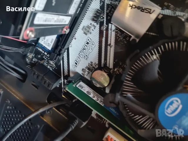 настолени компютри, снимка 5 - Работни компютри - 48574273