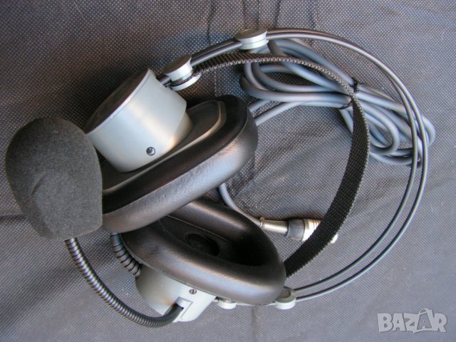 Професионални комуникационни слушалки с микрофон AKG Q-34, снимка 9 - Слушалки и портативни колонки - 38387294