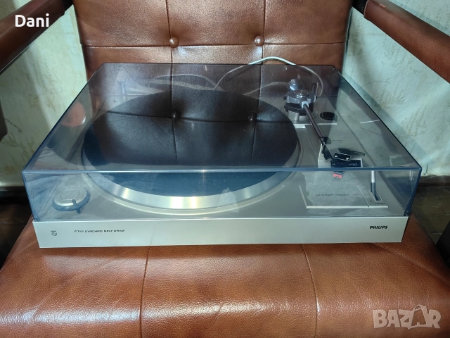 Грамофон Philips F7111