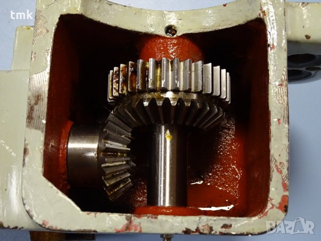 Делителен механизъм за фреза TOS , снимка 3 - Резервни части за машини - 31014949
