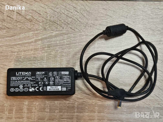Работещ адаптер / зарядно за лаптоп LITEON PA-1300-03 PA-1300-04 AC Power Adapter 19V 1.58A 30W