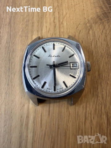 Класически съветски механичен часовник Raketa (Ракета) с дата — СССР