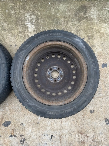 Зимни гуми с джанти 205/55 R 16, снимка 8 - Гуми и джанти - 52062567