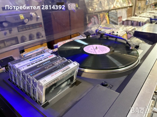 Грамофон HITACHI SDT-170 с касетен дек, усилвател и радио тунер, снимка 4 - Грамофони - 54157216