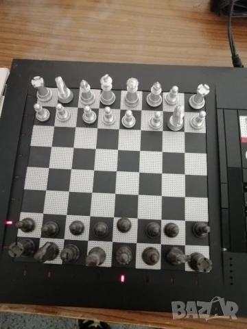 Шахматен компютър Saltec Kasparov GK2000, снимка 5 - Игри и пъзели - 51103510