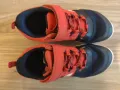 Запазени(ползвани в зала) детски маратонки Decathlon,велкро,номер 32, снимка 1