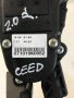Педал за газ за KIA Ceed 2.0 CRDi (2009) Хела 071019K0052, снимка 3