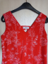 Къса, разкроена рокля с лен NEXT. Червена с флорален десен, снимка 1 - Рокли - 29118132