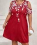 Красива еластична рокля в червено на бели цветя с голи рамене, снимка 1 - Рокли - 42227523
