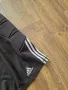 Страхотни мъжки къси футболни къси панталони ADIDAS размер 2XL , снимка 3