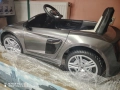 Акумулаторна кола Audi R8 Spyder мет. сив , снимка 5