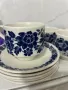 Реколта от 1970 г. на Broadhurst „Garland“ дуо от чаша, чинийка за чай / Broadhurst Ironstone / син, снимка 1