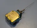 краен изключвател Telemecanigue XCK-M106 Limit Switch 380VAC, снимка 1