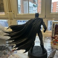 Топ детайлна фигура на Batman Comix,нова-38 см , снимка 4 - Колекции - 44338990