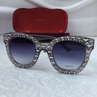 Gucci дамски слънчеви очила с камъни тип котка, снимка 3 - Слънчеви и диоптрични очила - 31091382