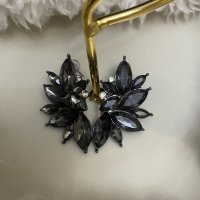Дамски елегантни кристални обеци - дизайн на ангелско крило, снимка 4 - Обеци - 39177766
