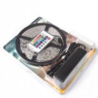 Комплект захранване контролер и МОЩНА светодиодна лента с 60 диода, IP54 самозалепваща RGB 12V 14,4W, снимка 2 - Лед осветление - 35498921