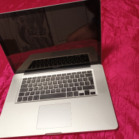 Лаптоп Mac Book Pro A1286, снимка 1 - Лаптопи за дома - 44589603