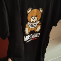 дамска дълга тениска moschino, снимка 2 - Тениски - 44163864