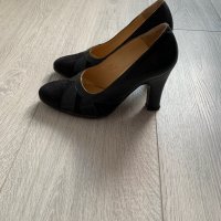 Дамски обувки на ток, номер 35, снимка 1 - Дамски обувки на ток - 37612391