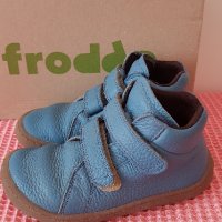 Детски боси обувки Froddo 26  номер, снимка 2 - Детски маратонки - 44399589