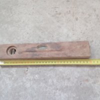 Стар дървен нивелир, снимка 1 - Антикварни и старинни предмети - 31689579