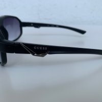 Очила Guess, снимка 2 - Слънчеви и диоптрични очила - 37894444