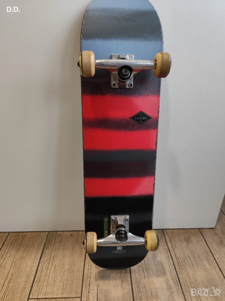 Скейт Globe с колесници Tensor, снимка 1