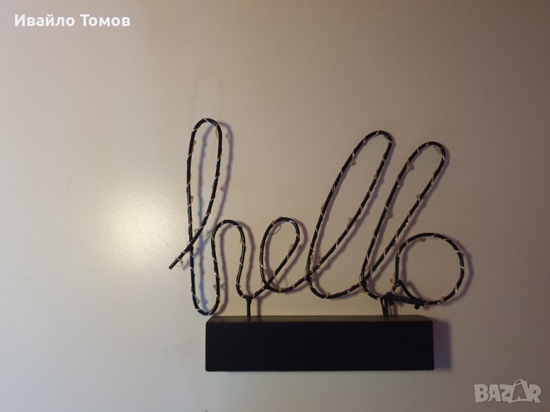 Светещ надпис HELLO, снимка 1