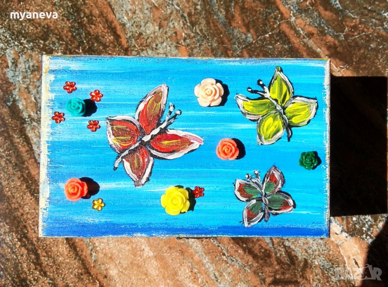 Дървена кутия за бижута, ръчно изрисувана , снимка 1
