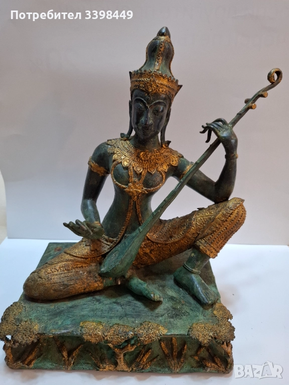 Бронзова позлатена статуетка на богинята Сарасвати , снимка 1