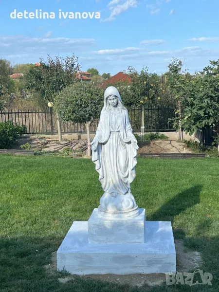 Статуя "Богородица", снимка 1