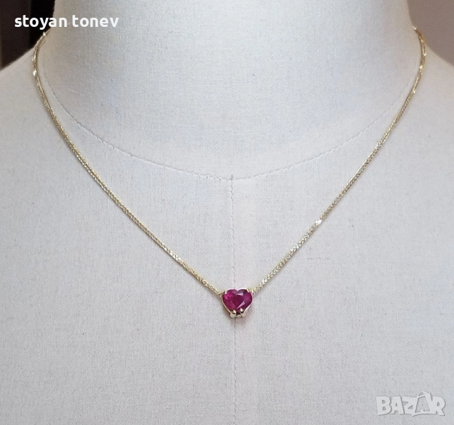 Медальон с форма на съце с естествен, ненагряван рубин в 14К златен обков! Нов! Сертификат!, снимка 1