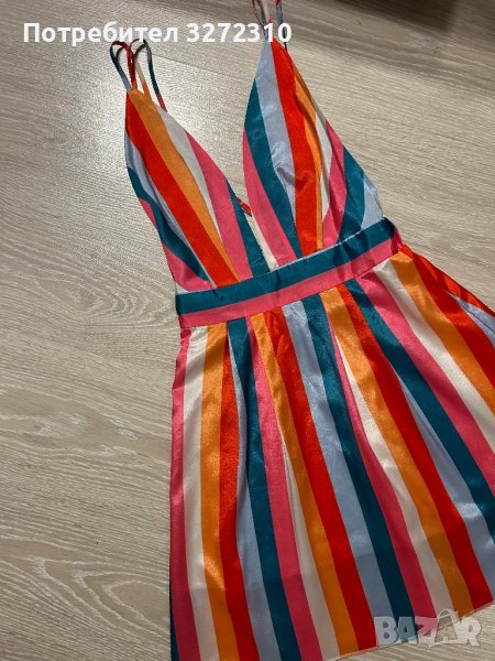 Цветна лятна дамска рокля с гол гръб, снимка 1