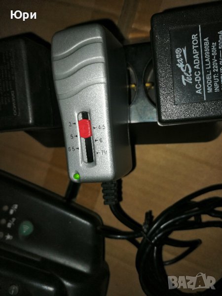 Продавам универсално регулируемо зарядно 3-7V с накрайници, снимка 1