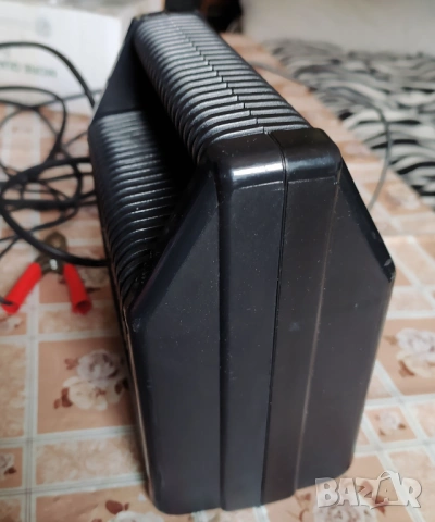 Зарядно за акумулатор BOSCH BATTMAX Automatic 12V, снимка 5 - Аксесоари и консумативи - 54014097