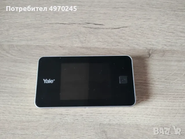 Yale digital door viewer