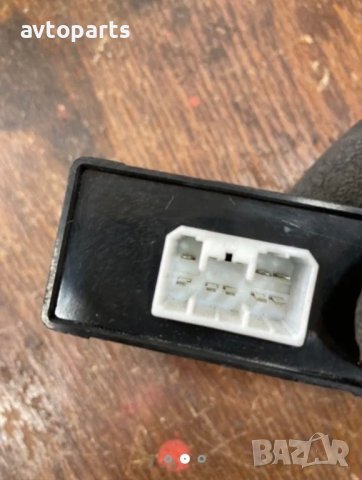 Kia sirento 2005година управление прибиране на огледала, снимка 2 - Части - 40412050