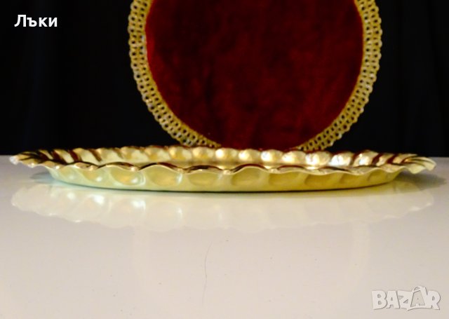 Бронзов поднос,плато,ръчно кован релеф., снимка 2 - Антикварни и старинни предмети - 42449729