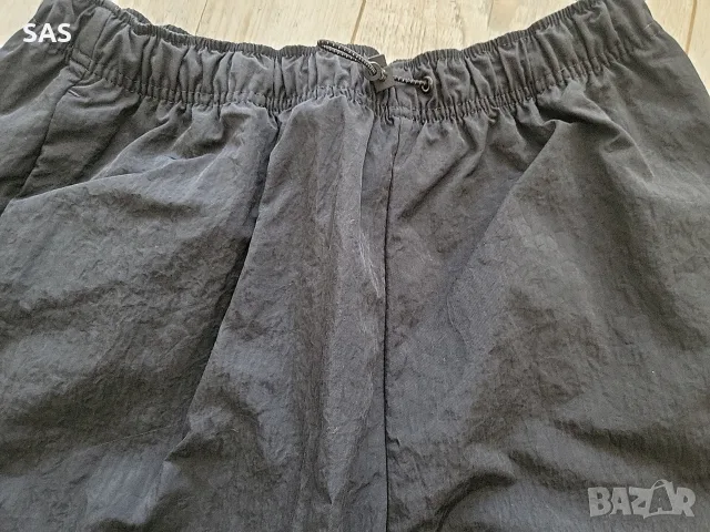 Nike Sportswear Широка кройка панталон в Черно , снимка 3 - Спортни екипи - 56207574