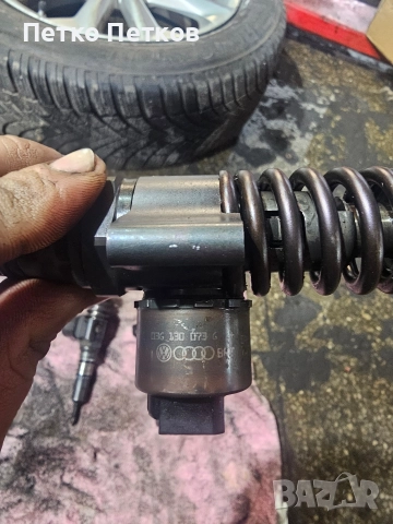 Bosch дюзи 2.0тди, снимка 3 - Части - 52642573