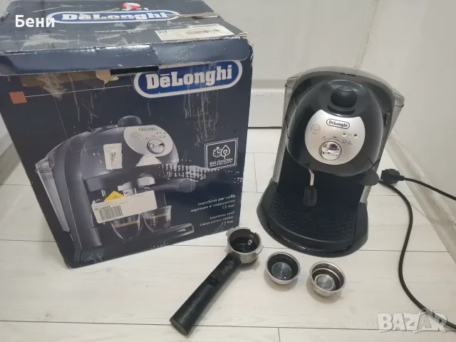 Продавам еспресо кафемашина Delonghi 